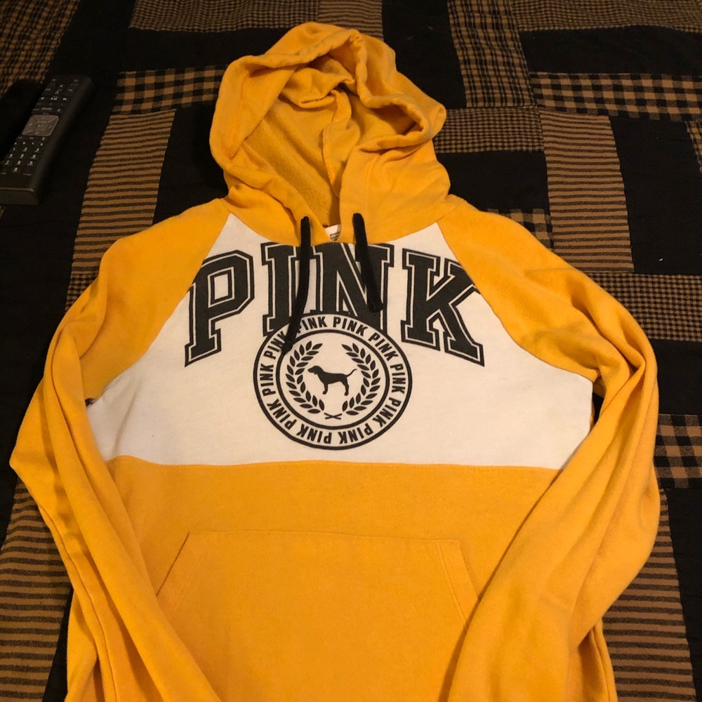 PINK HOODIE